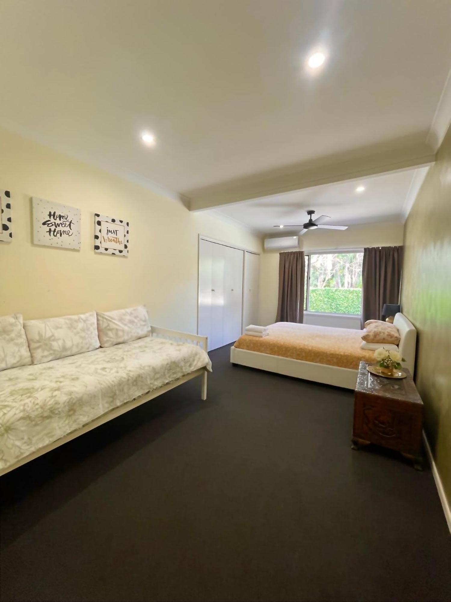 Spacious Hideaway Retreat, Brookfield, Brisbane Exterior foto